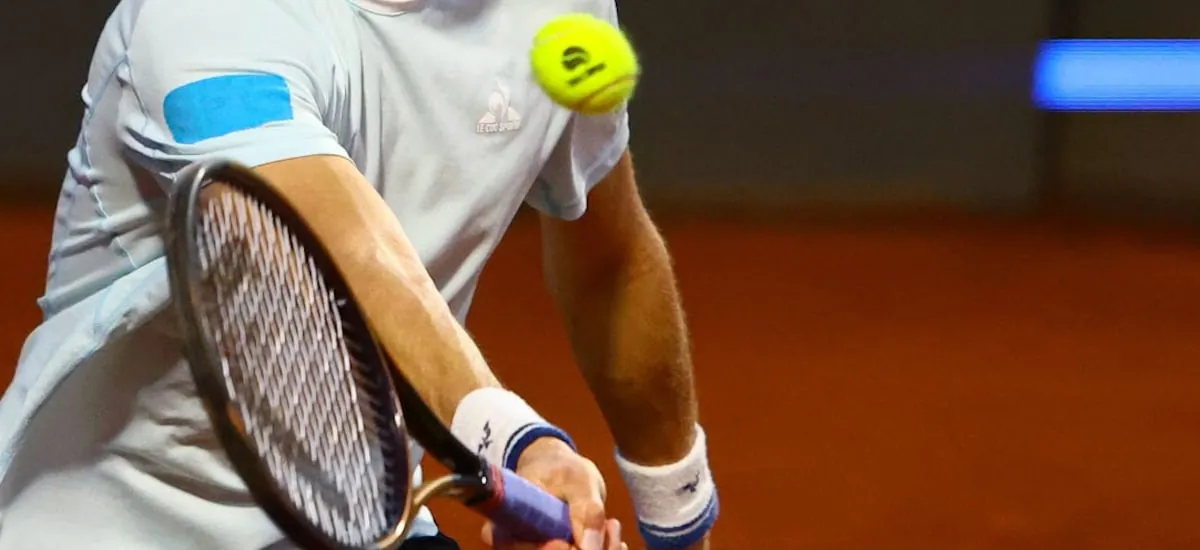 Con un exdirector del IND: COCh nombra una comisión para administrar la Federación de Tenis de Chile