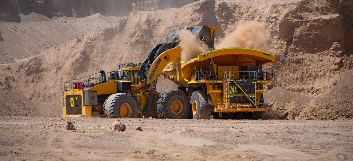 Resultados del brazo minero del grupo Luksic se impulsan gracias al alza del precio del cobre, pero acción cae