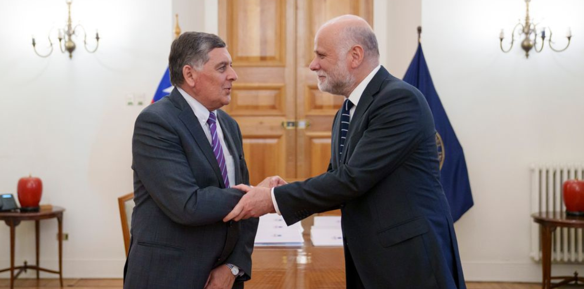 Elizalde y Alvarado evitaron polemizar en inicio de bilaterales para "un traspaso ejemplar"