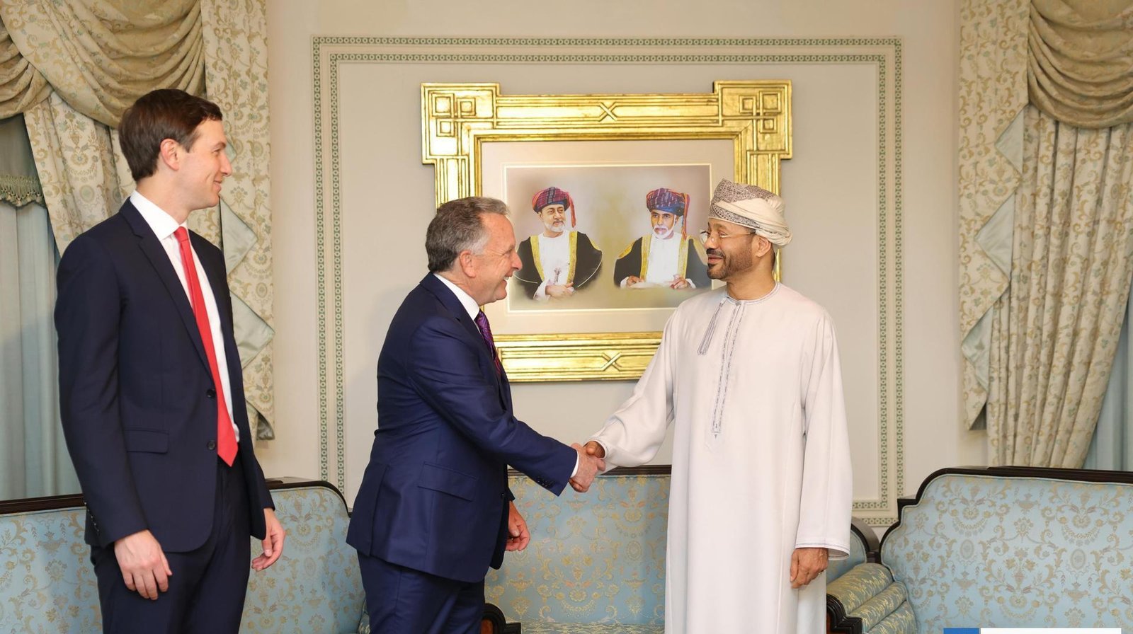 Irán califica como "un buen comienzo" la reunión con EEUU y afirma que las conversaciones continuarán