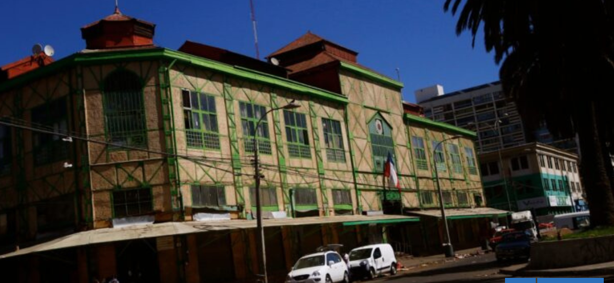 Advierten reactivación del comercio ambulante en las cercanías del Mercado Cardonal de Valparaíso