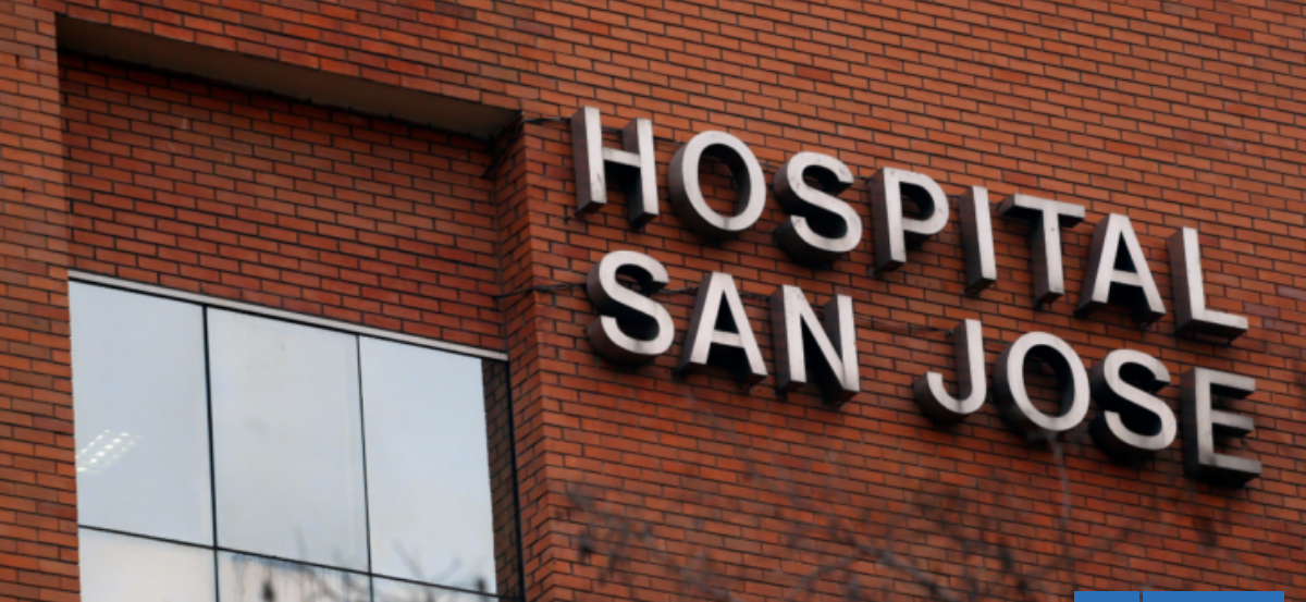 Hospital San José tras informe de Contraloría: "No somos capaces de atender a todos en urgencia"