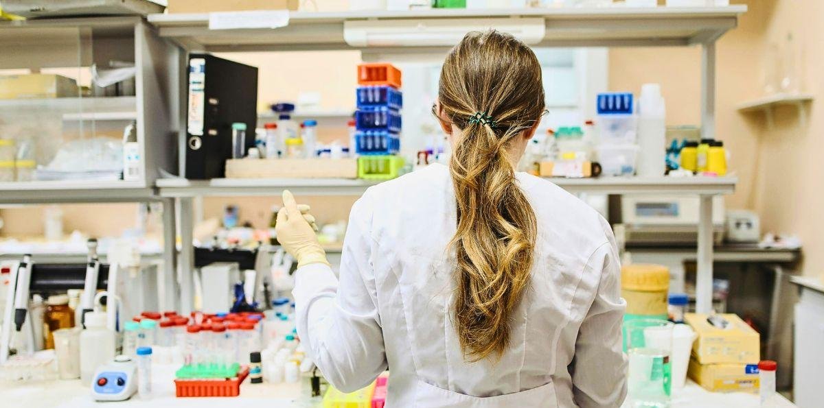 Mujeres en ciencia: una ventaja estratégica para innovar | Por Ana Monardes
