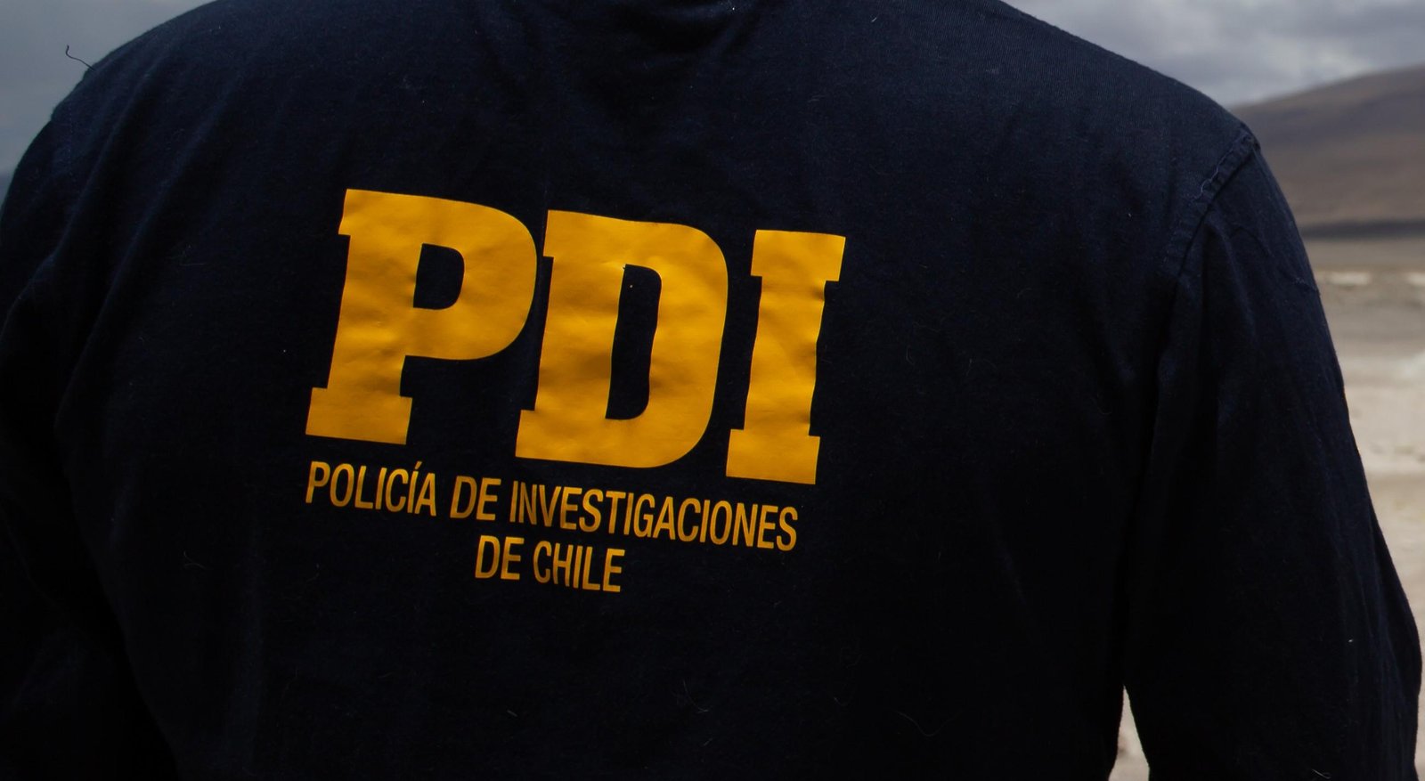 PDI investiga hallazgo de cuerpo flotando en bahía de San Antonio: “No se observaron lesiones externas atribuibles a terceros”