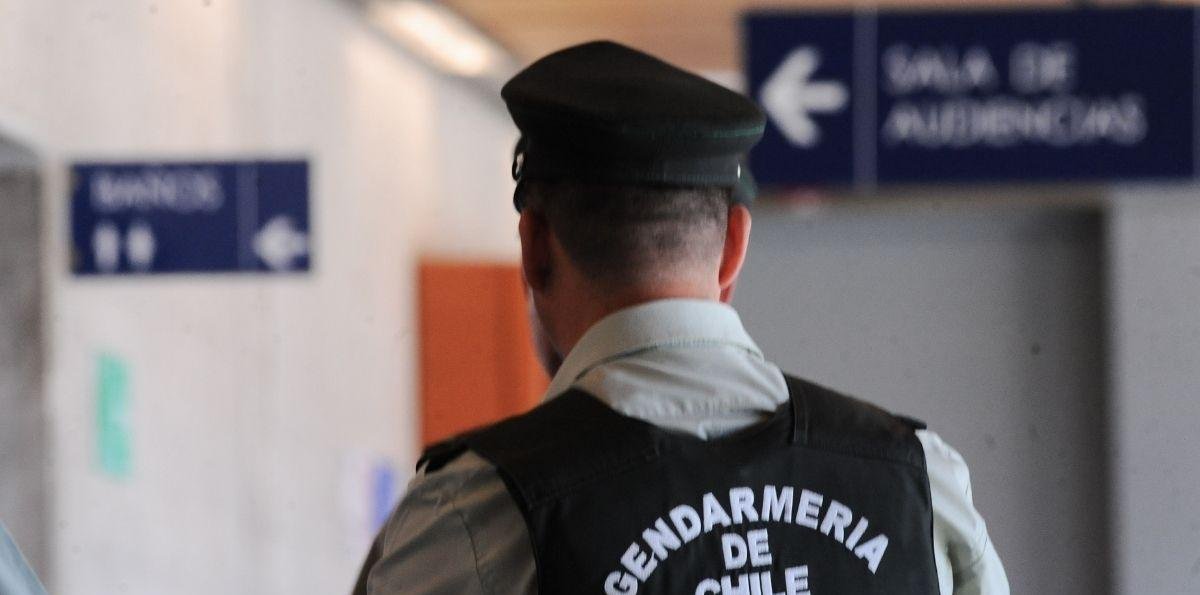 Segundo caso en 24 horas: Gendarmería libera otra vez a un imputado por error y director nacional recibe respaldo del Gobierno