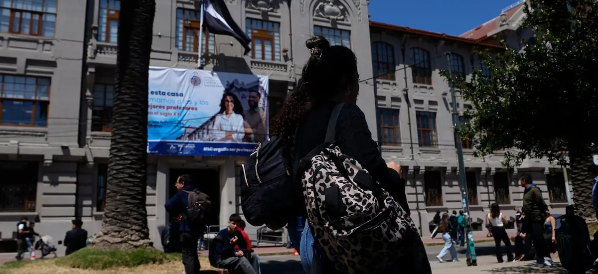 Revelan que diputada del Partido Republicano registra una deuda de $ 38 millones por el CAE - La Cuarta