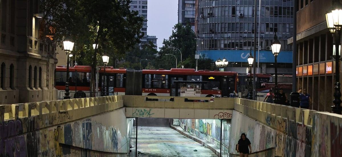 Bandera a media asta