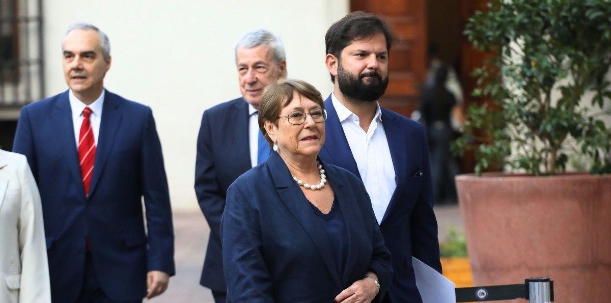 “Una pequeñez y frivolidad tremenda”: Boric responde a Squella y defiende candidatura de Bachelet a la ONU