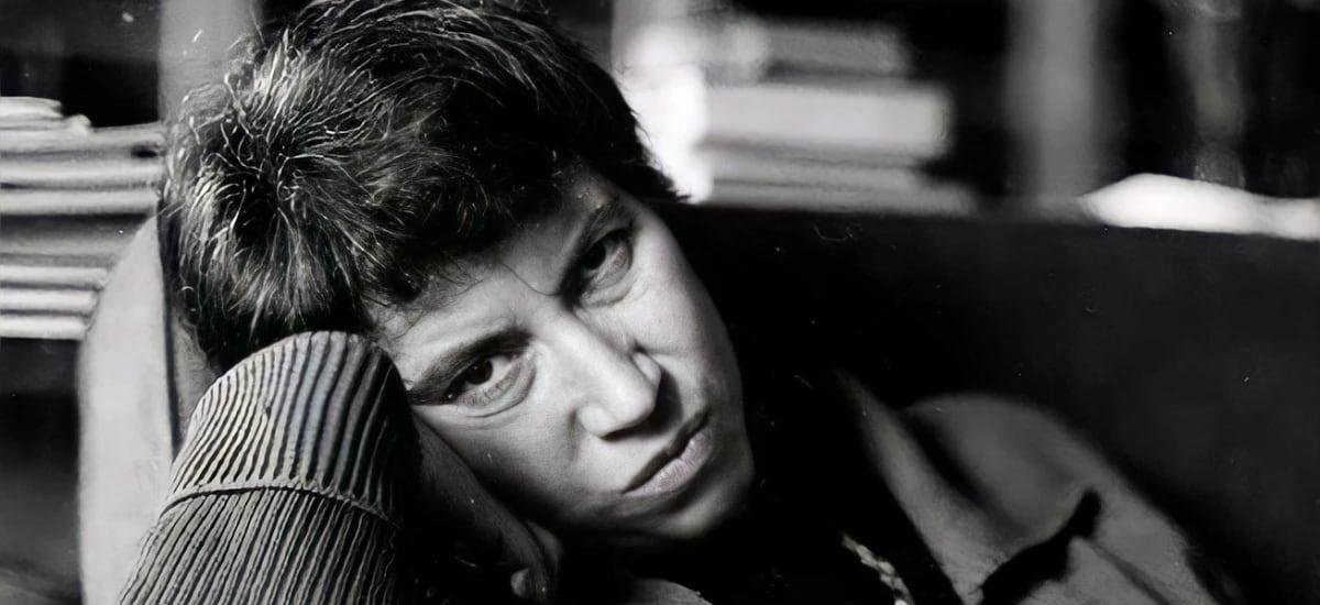 Reseña de libros: Montserrat Arre, Natalia Ginzburg y Julieta Correa - La Tercera