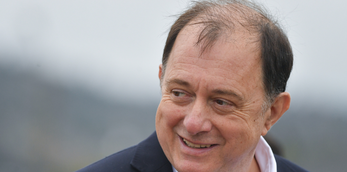 Gobierno no lo hizo “por desconocimiento o por flojera”: la estrategia de Poduje para cumplir su plazo con la reconstrucción