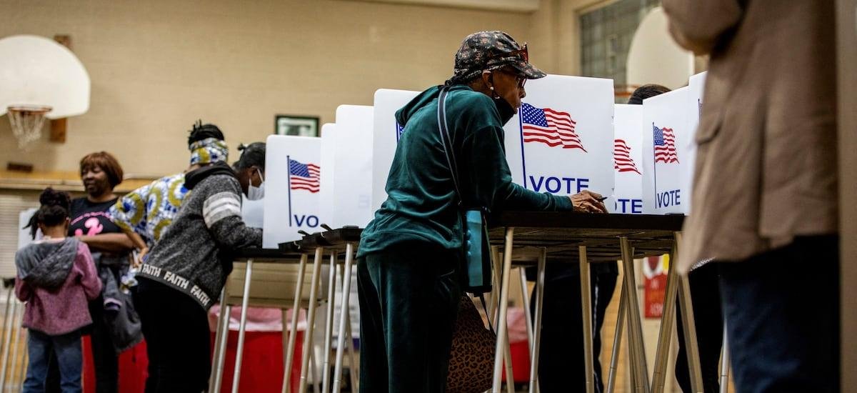 Por qué Trump insiste en su llamado a los republicanos a “nacionalizar el voto” en las próximas elecciones