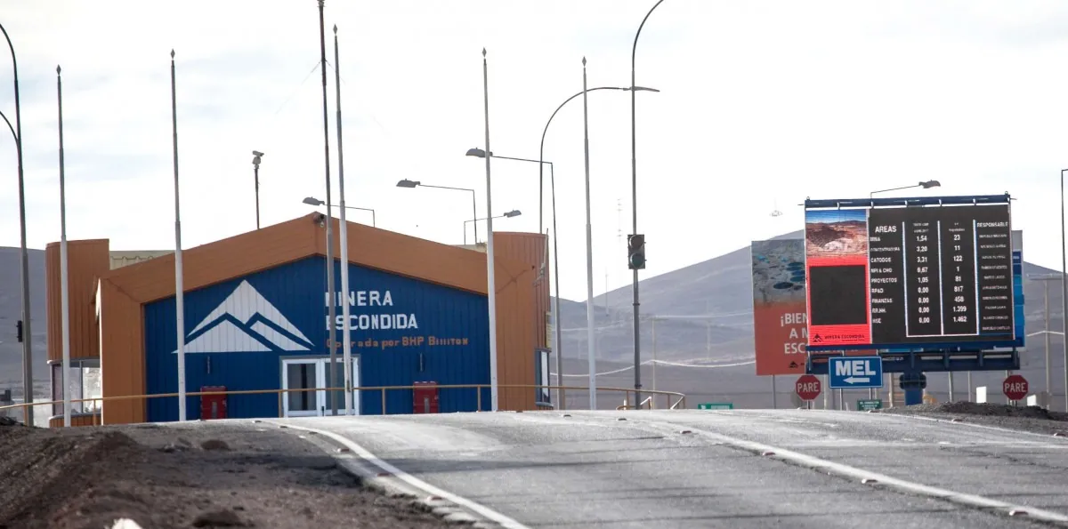 Sindicato de Escondida aprueba oferta de BHP y evita la huelga: Acuerdo incluye bono de $28 millones y préstamo blando