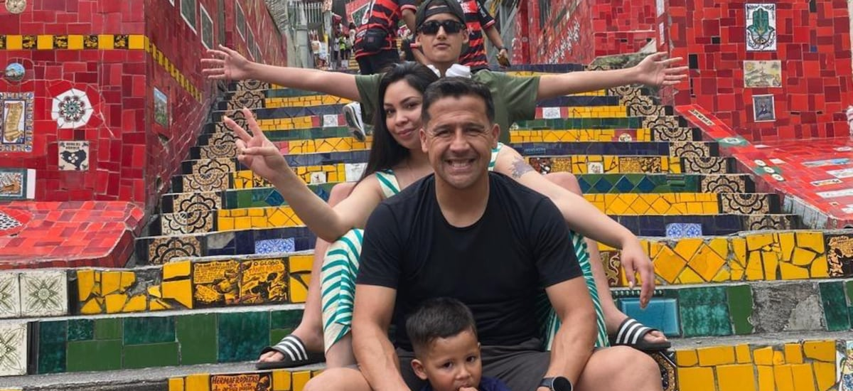 El adiós forzado del árbitro que forjó su vida entre el fútbol y el banco - La Tercera