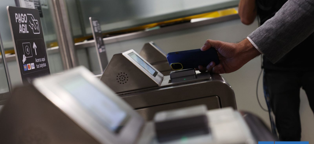 "Facilitará viajes": desde este viernes se podrá pagar con tarjetas bancarias en el Metro y Tren Nos
