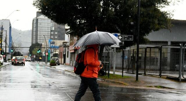Siguen las lluvias: Sistema frontal dejará precipitaciones desde Valparaíso hacia el sur en los próximos días