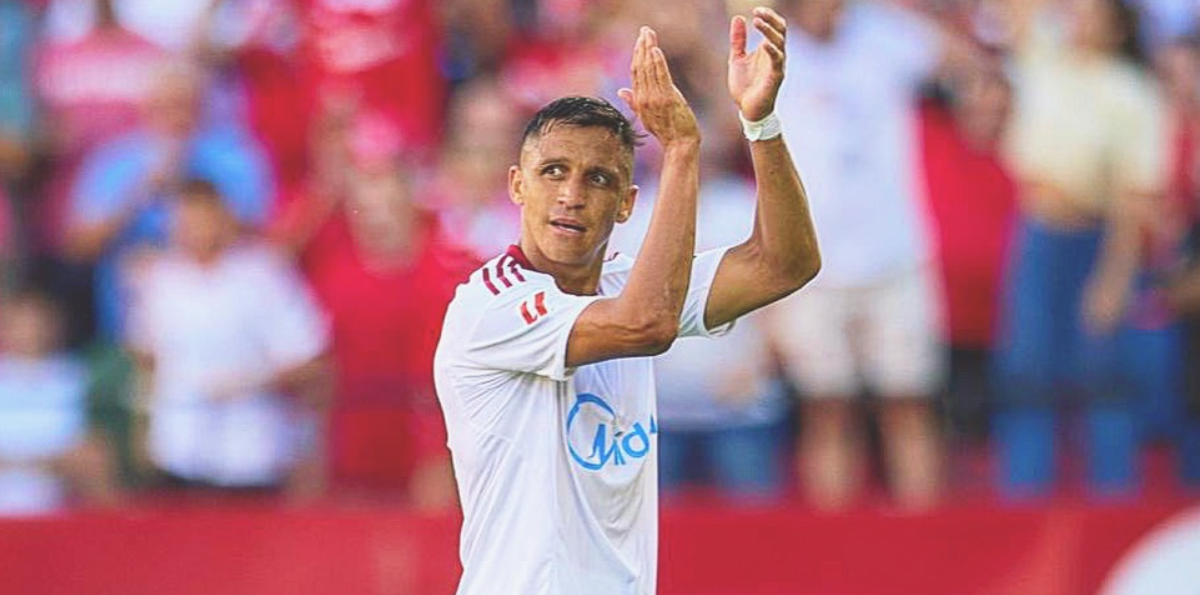 Entrenador de Sevilla defendió a Alexis Sánchez tras pifias de la hinchada