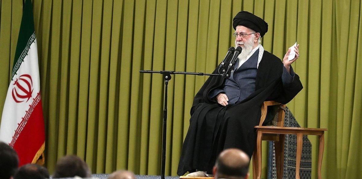 Irán asegura que no recibe órdenes de nadie y no renunciará a sus derechos nucleares