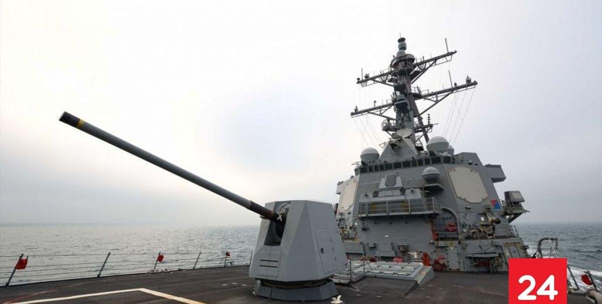 China despliega barcos y aviones para vigilar a un destructor estadounidense