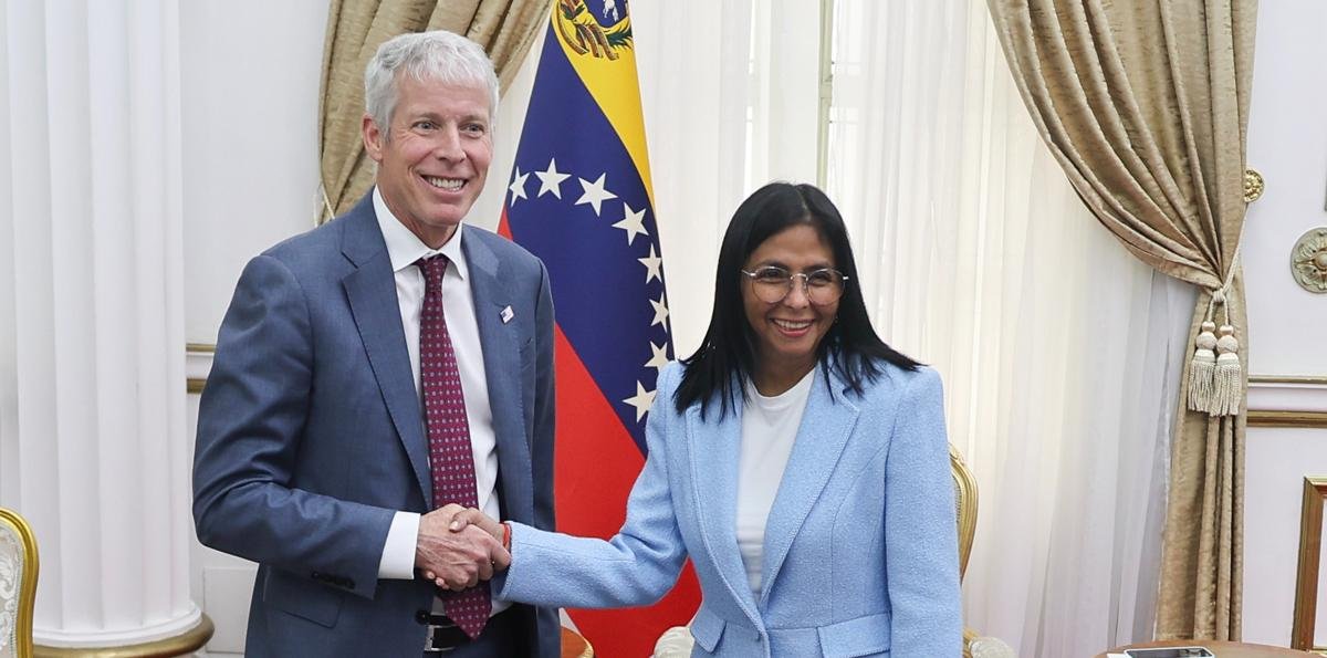 Secretario de Energía de EE.UU. impulsa "histórico" acuerdo con Delcy Rodríguez en Caracas