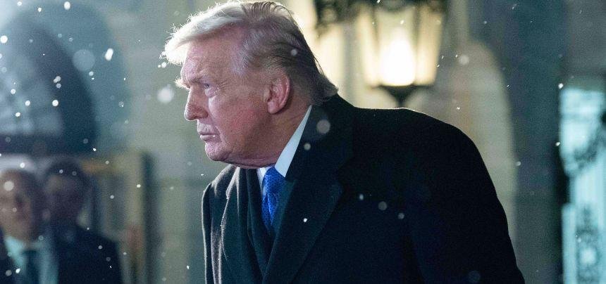 Trump descartó haber cometido un error por video racista contra los Obamas y dijo que no pedirá disculpas