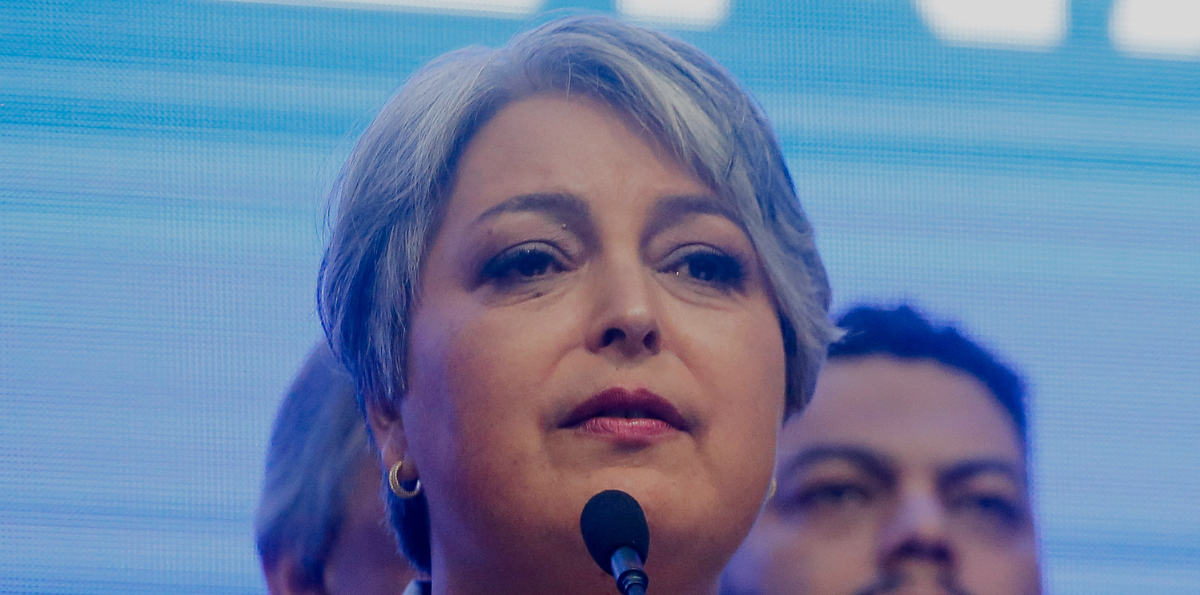 PC le pone límites a la militancia de Jeannette Jara: “No podría haber nadie que crea que Cuba es una dictadura”