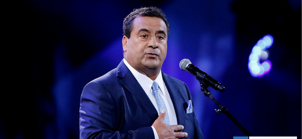 "Fue discriminatorio": concejala de Villa Alegre revela frase de Dino Gordillo a niña antes de besarla