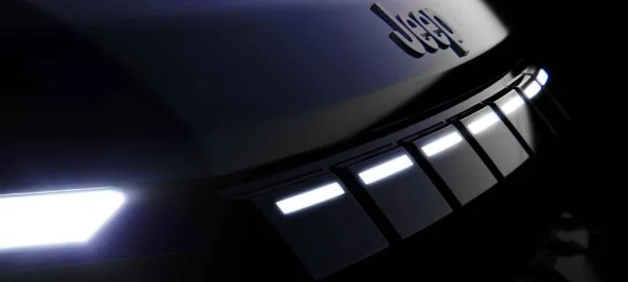 Jeep adelanta el renovado Avenger: parrilla iluminada y algunos cambios estéticos