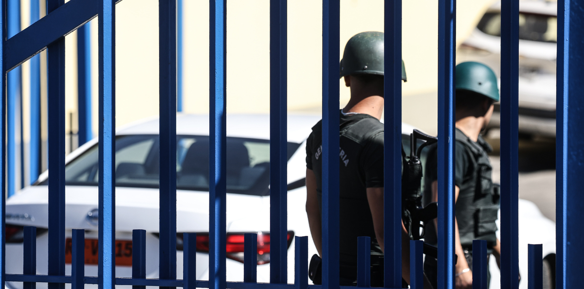 Por liberaciones erróneas, Gobierno informa de destituciones en Gendarmería e ingresa denuncia