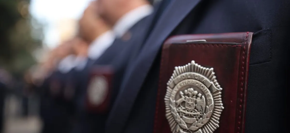 Formalizan a jefe de la Brigada de Delitos Económicos de la PDI por presunto abuso sexual contra funcionaria