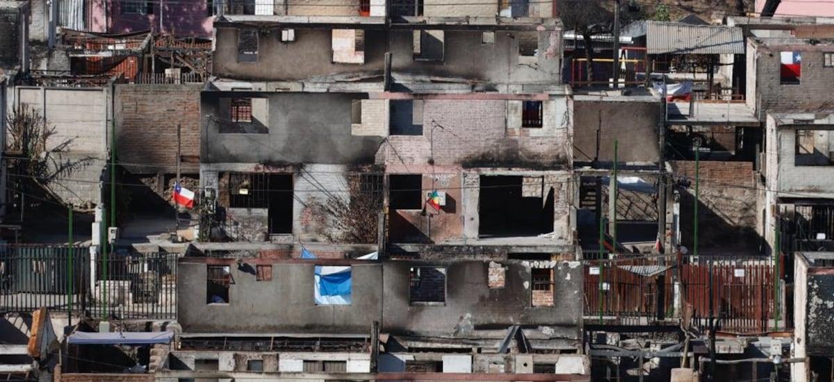 Desde cocinillas defectuosas a demoliciones sin hacer: otros insólitos hallazgos de Contraloría tras megaincendio