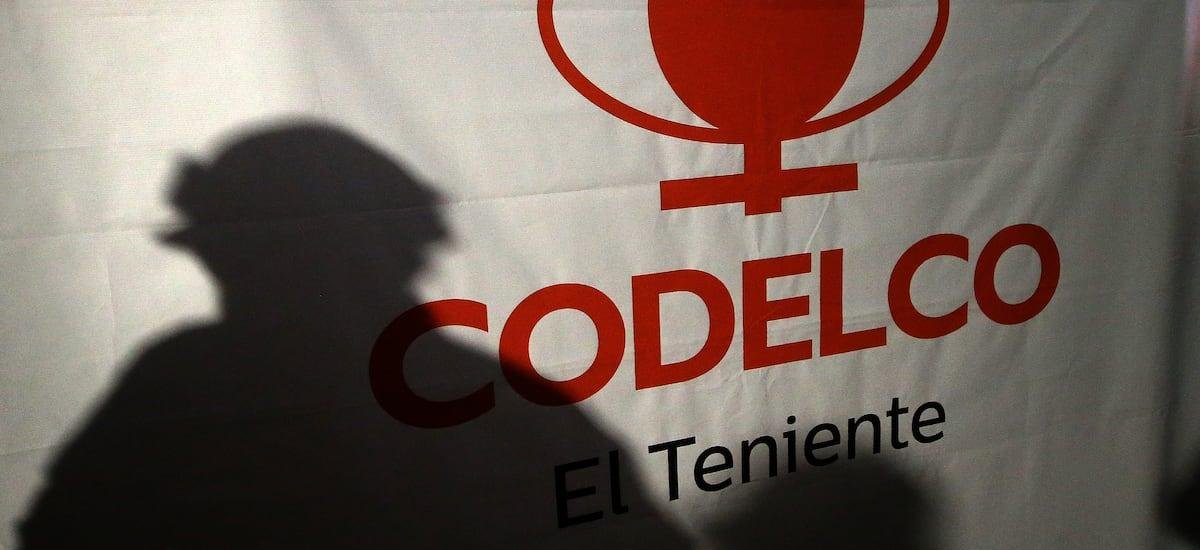 Investigación por derrumbe en El Teniente: abogado de mineros fallecidos no descarta ampliar querella - La Tercera