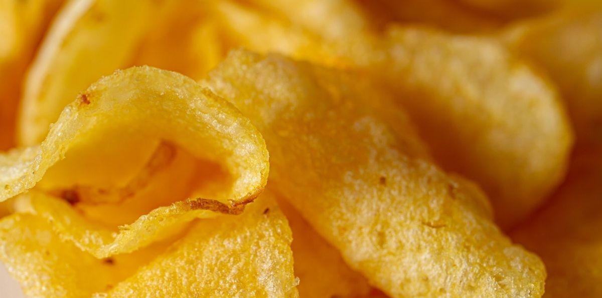 Nuevo estudio recomienda regular alimentos ultraprocesados más como cigarros que como comida