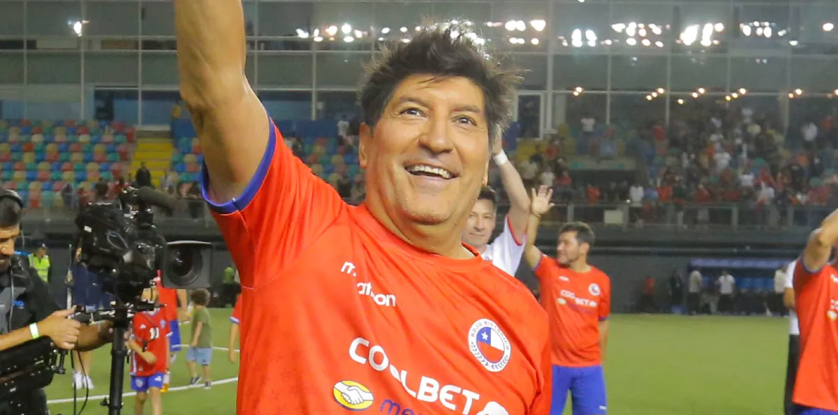 Zamorano reveló que pudo jugar en la Premier: Hubiera hecho más goles de cabeza
