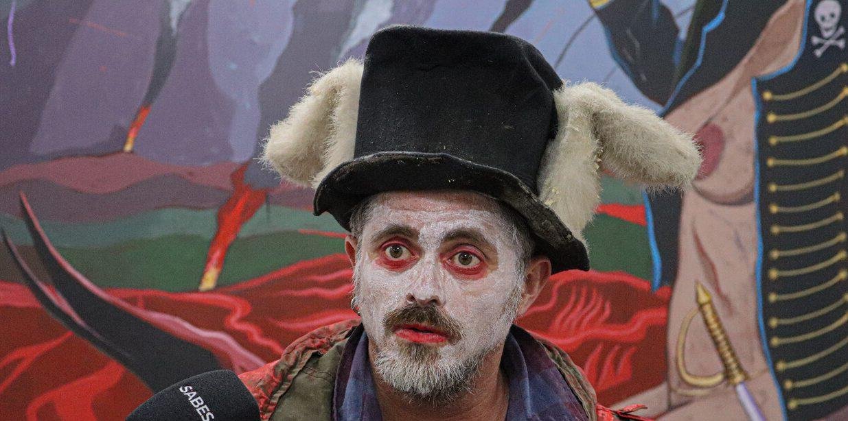 Polémica exposición artística fue cerrada por la Municipalidad de Concepción