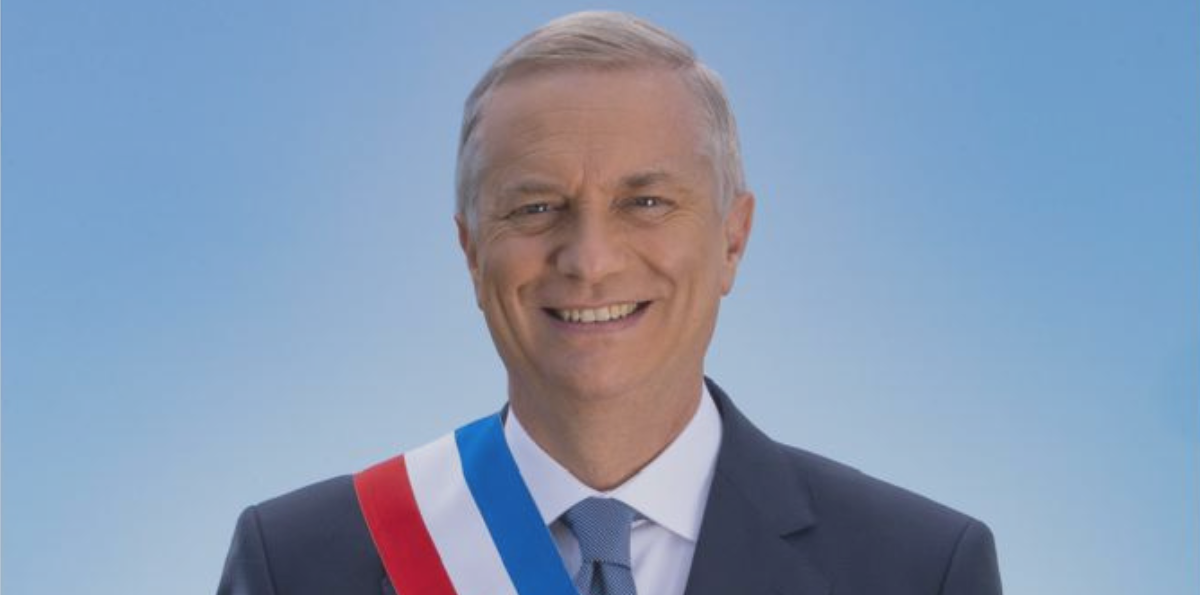 FOTO+VIDEO | Así fue el detrás de cámara de la fotografía oficial de Kast como presidente