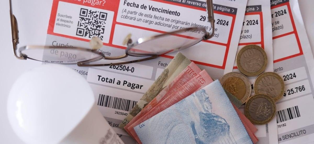 SEC define reliquidación a empresas eléctricas y gobierno propondrá a nueva administración un subsidio para atenuar cobro