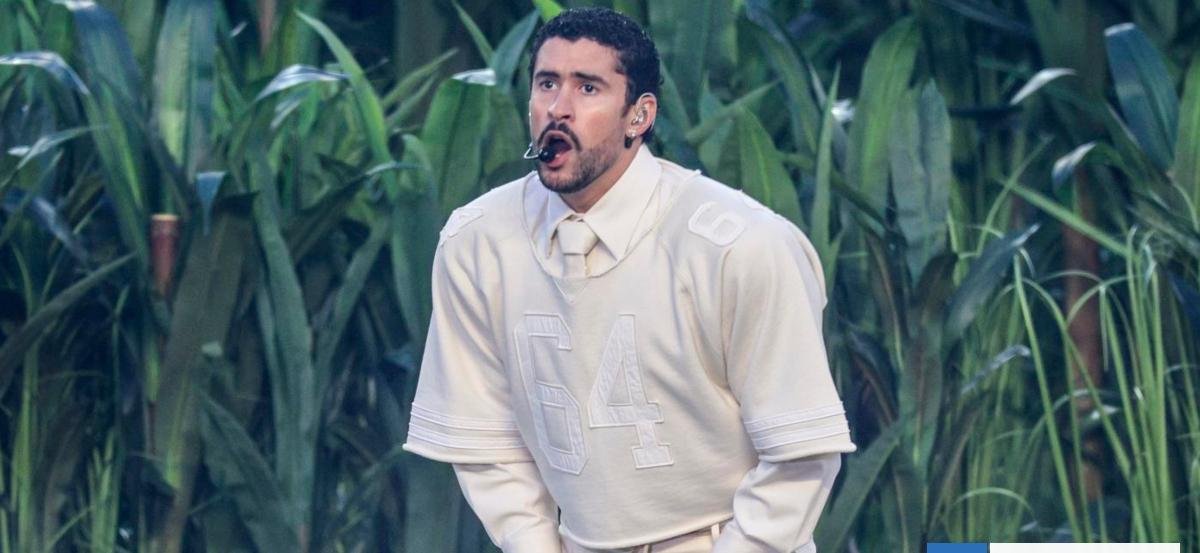 ¿Cuál es el origen del 64 en la camiseta de Bad Bunny en el Super Bowl?: Cantante resolvió el misterio