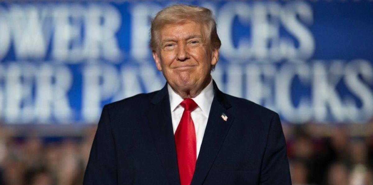 Qué hizo Trump hoy: amenazó demandar a presentador de los Grammys