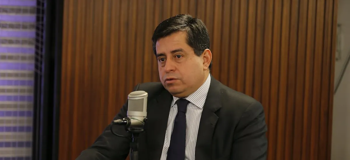 Senador Araya cuestiona su salida de la Comisión de Constitución: “El Socialismo Democrático pasó a ser el socialismo autoritario”