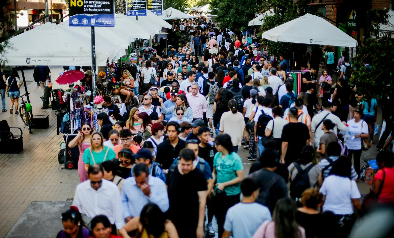 Goldman Sachs: Cae proyección de crecimiento para Chile en 2026 y aumento riesgo de inflación por tensión en Medio Oriente