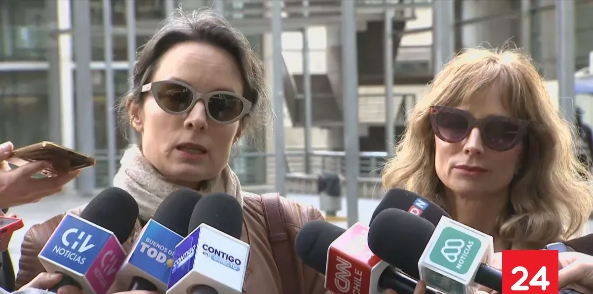 María José y Ángela Prieto llegan a formalización de acusado de matar a su hermana: "Queremos que su muerte no sea en vano"