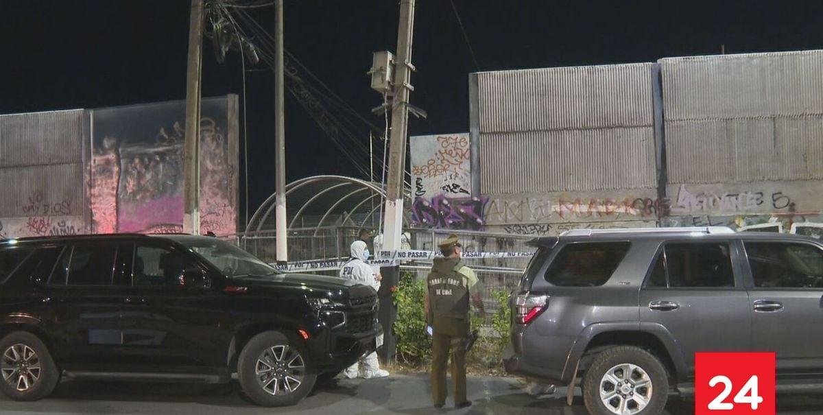 Dos adolescentes y un adulto fueron baleados en pasarela en Puente Alto