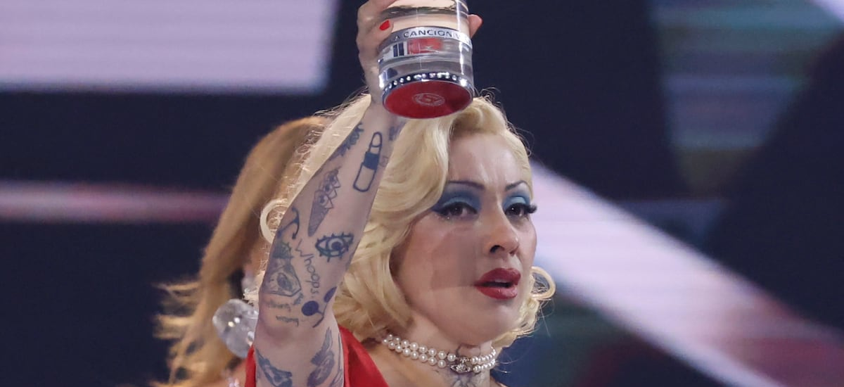 “No puedo olvidar que como persona...”: excomandante en jefe de la Armada saca ronchas con mensaje sobre Mon Laferte - La Cuarta