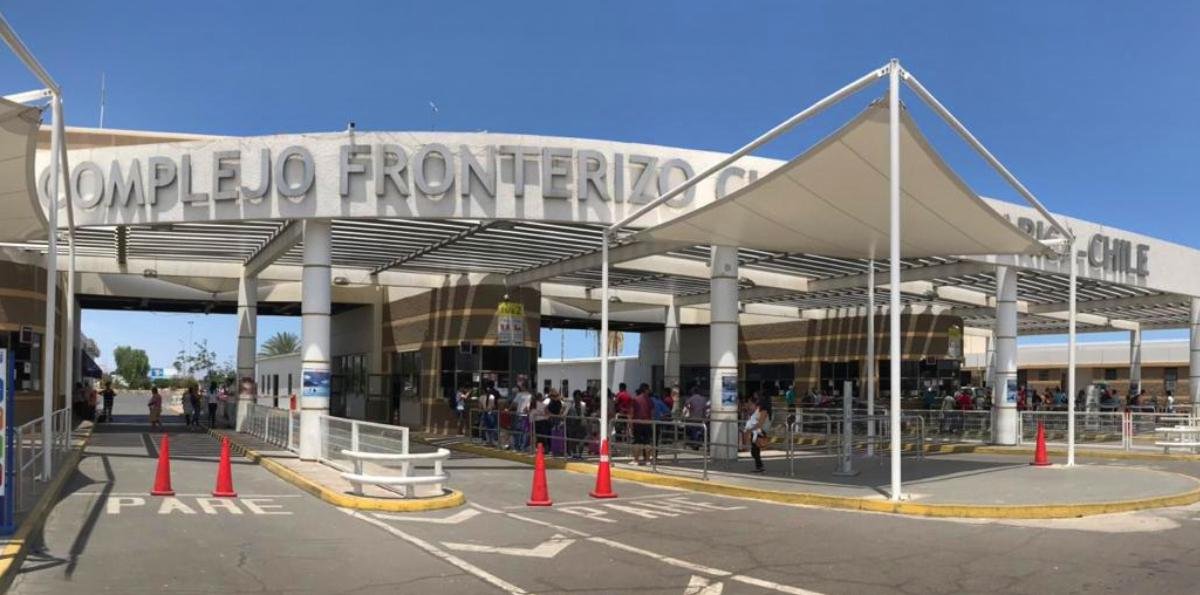 Caos en la frontera: control biométrico en Tacna provoca esperas de hasta cuatro horas y desmayos