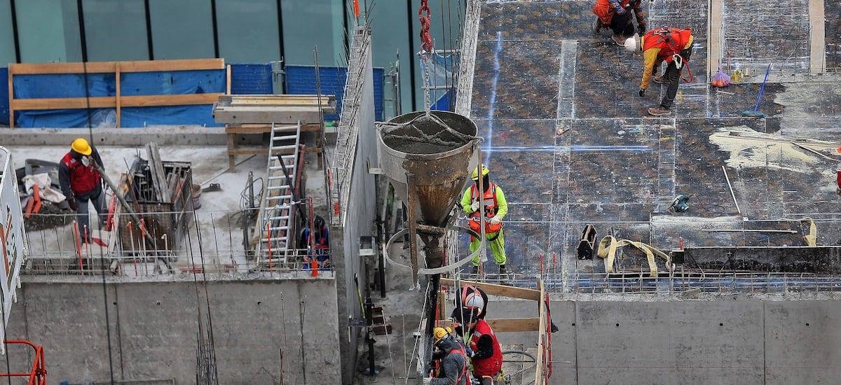 Ocupación informal representó la mitad de la creación de empleos el último trimestre de 2025