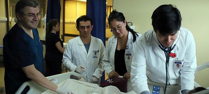 Impulsada por caso de Catalina Cayazaya: Comienza a regir norma que exige protección a la salud mental de estudiantes