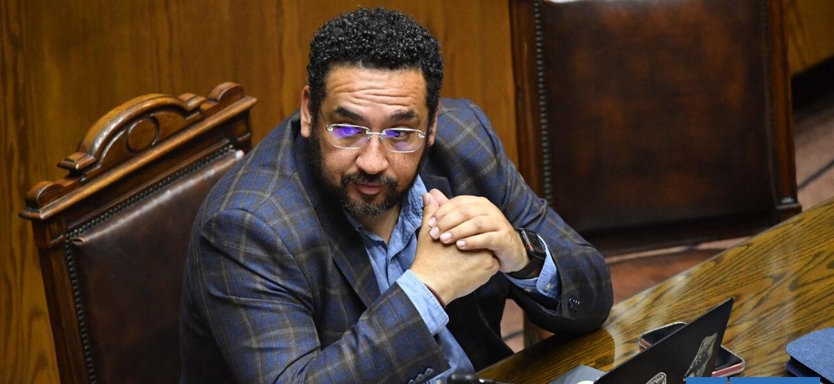 Ministro Cataldo pide "último esfuerzo" al Congreso para aprobar el FES