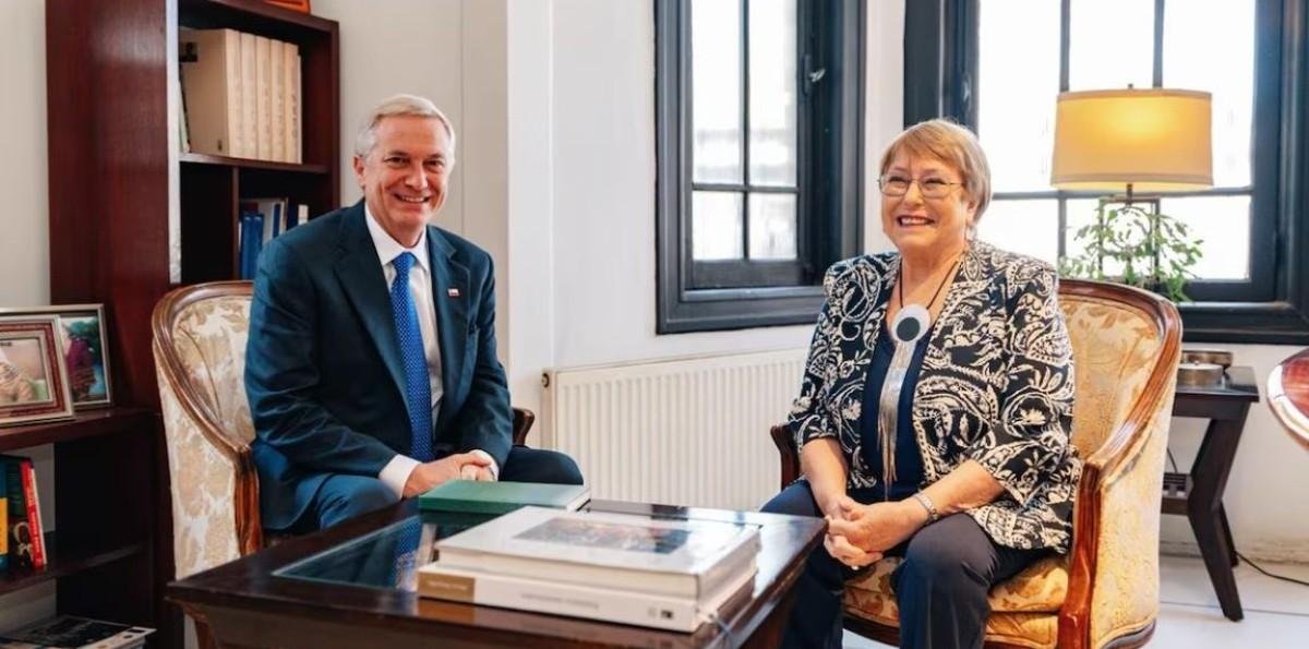 Cadem: 49% sostiene que José Antonio Kast debe mantener la candidatura de Michelle Bachelet a la ONU