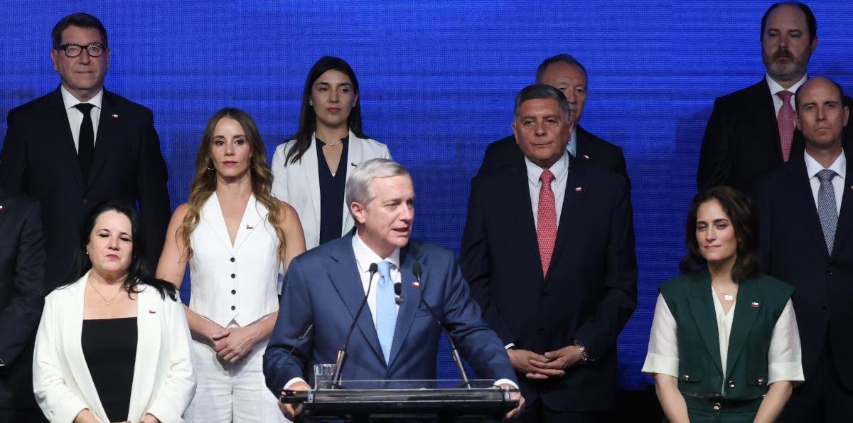 Timonel Evópoli descarta molestia por representación en futuro gabinete: Deben ser personas competentes