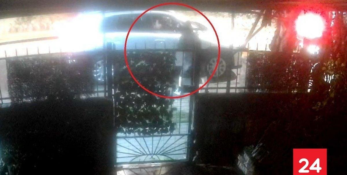 Padre e hija sufren violento robo de su auto en Renca: delincuentes los amenazaron con armas